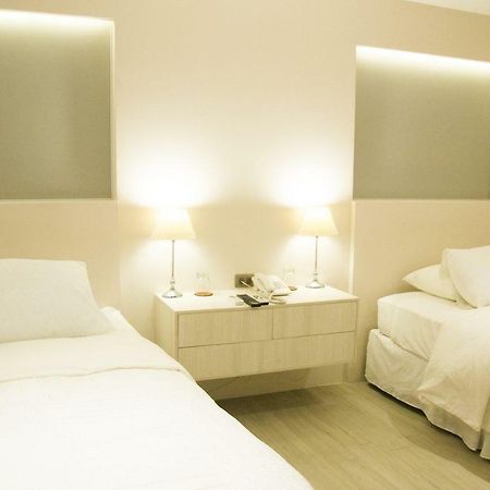 Hotel Puerto De Vega 巴耶纳尔 外观 照片