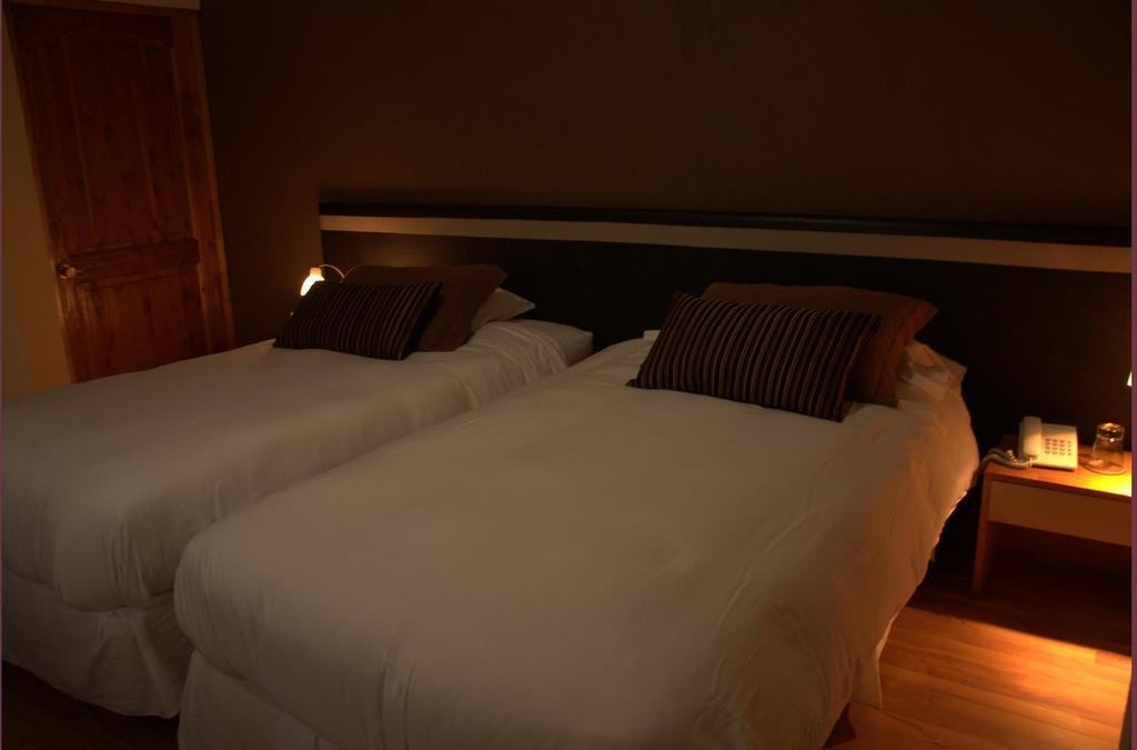Hotel Puerto De Vega 巴耶纳尔 外观 照片