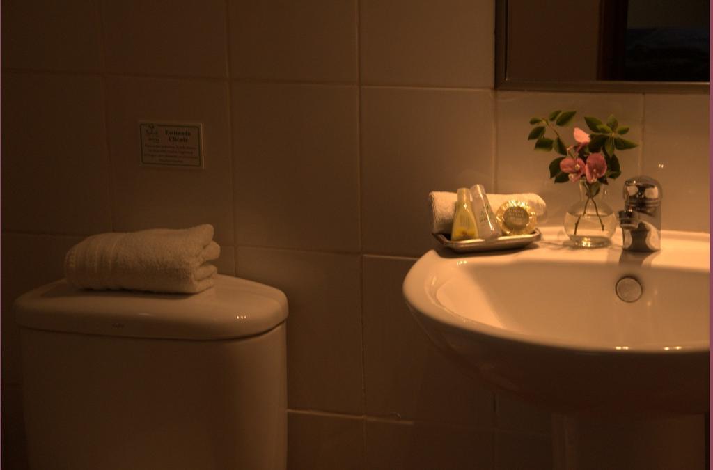 Hotel Puerto De Vega 巴耶纳尔 外观 照片