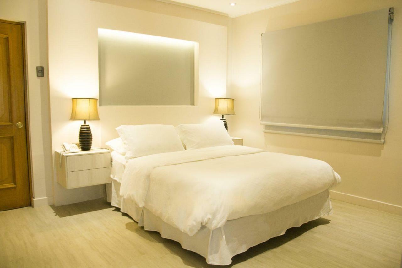 Hotel Puerto De Vega 巴耶纳尔 外观 照片